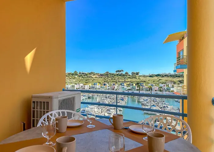 Luxury 1 Bedroom Apartment, Marina De Albufeira3 Appartement