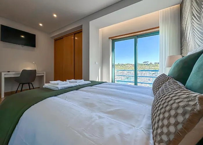 Luxury 1 Bedroom Apartment, Marina De Albufeira3 Appartement